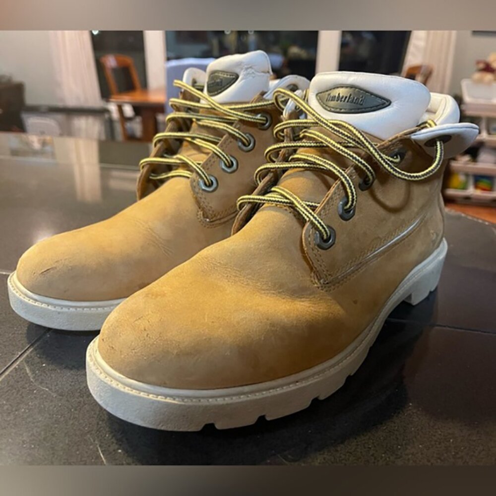 Men’s size 5.5 timberlands